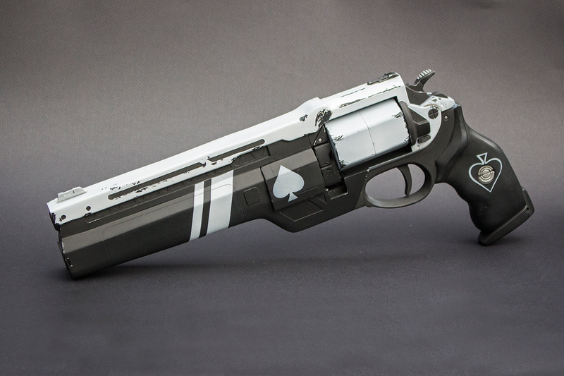 Illustration for article titled An Incredible Collection Of Replica Destiny Weapons